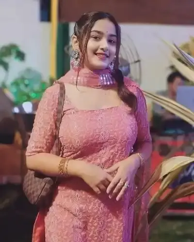 Call Girls Sg Highway Cash On Delivery